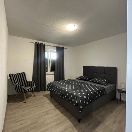 Apartman Pear - Makarska Exteriör bild