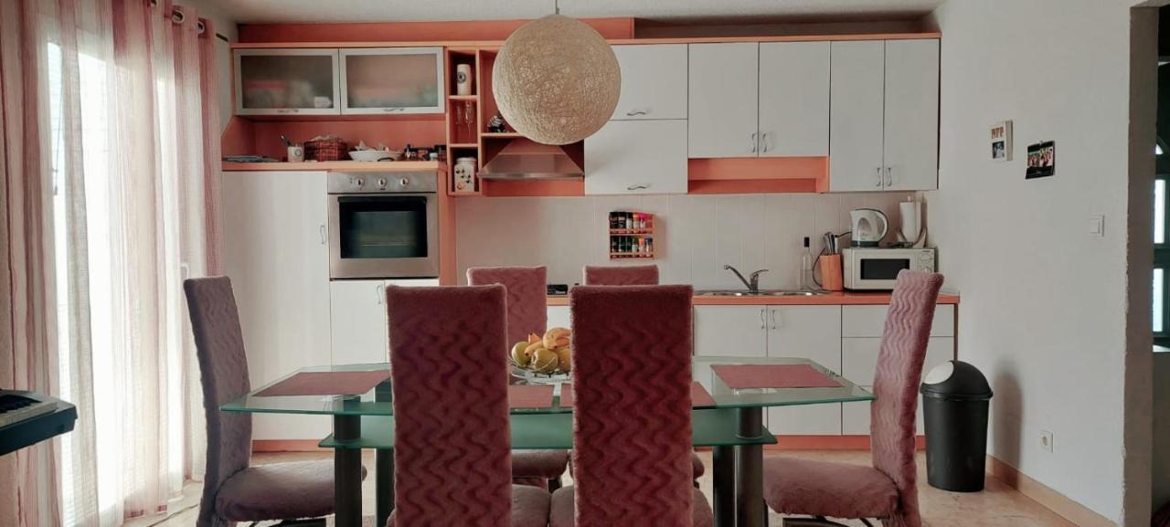 Apartman Pear - Makarska Exteriör bild