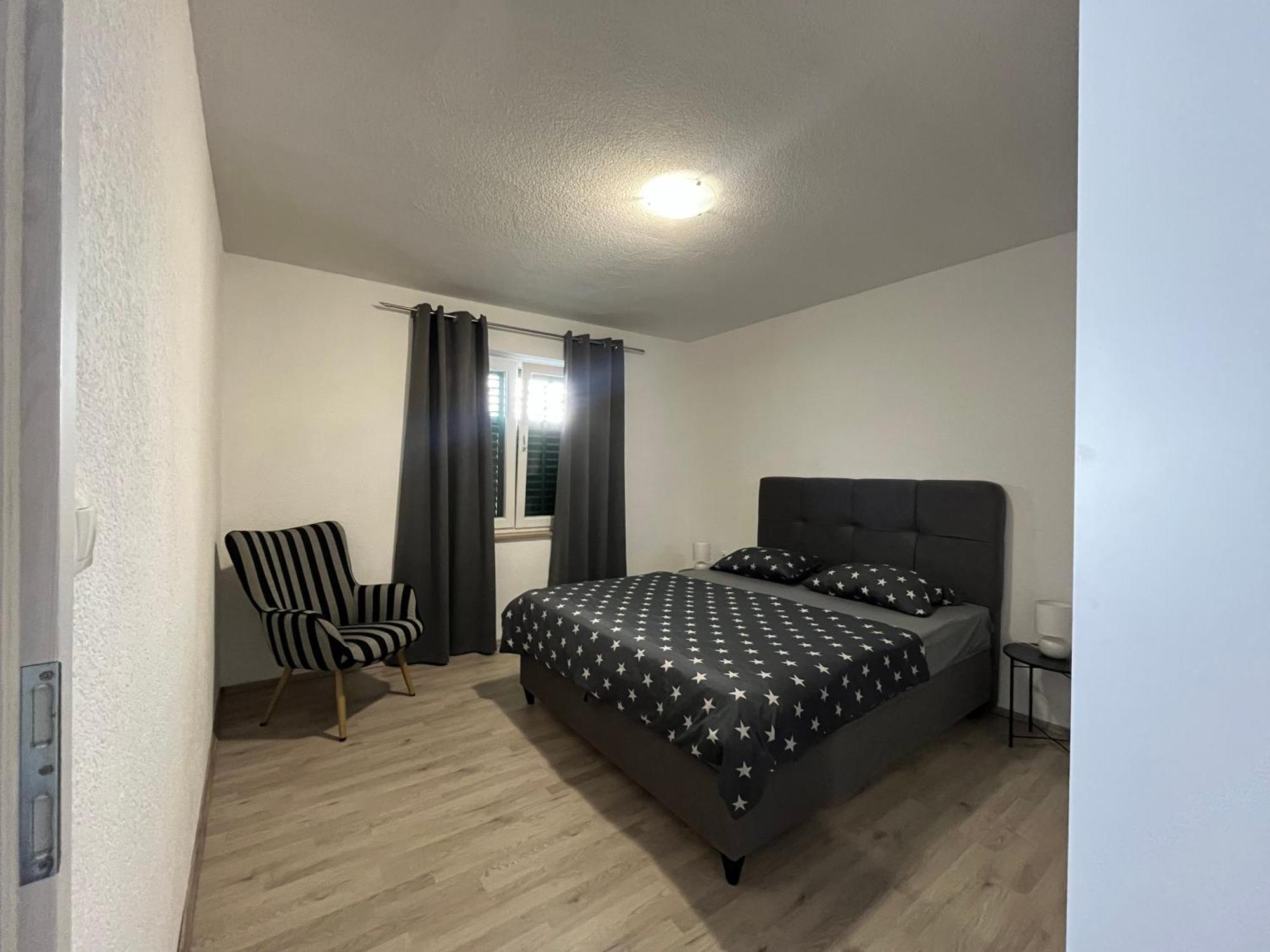Apartman Pear - Makarska Exteriör bild